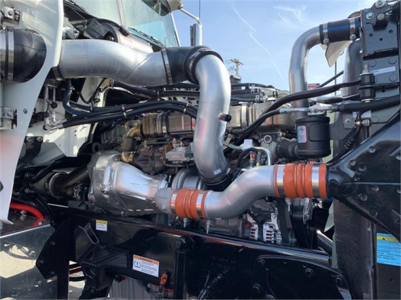 2020 WESTERN STAR 4900SF 5033311047