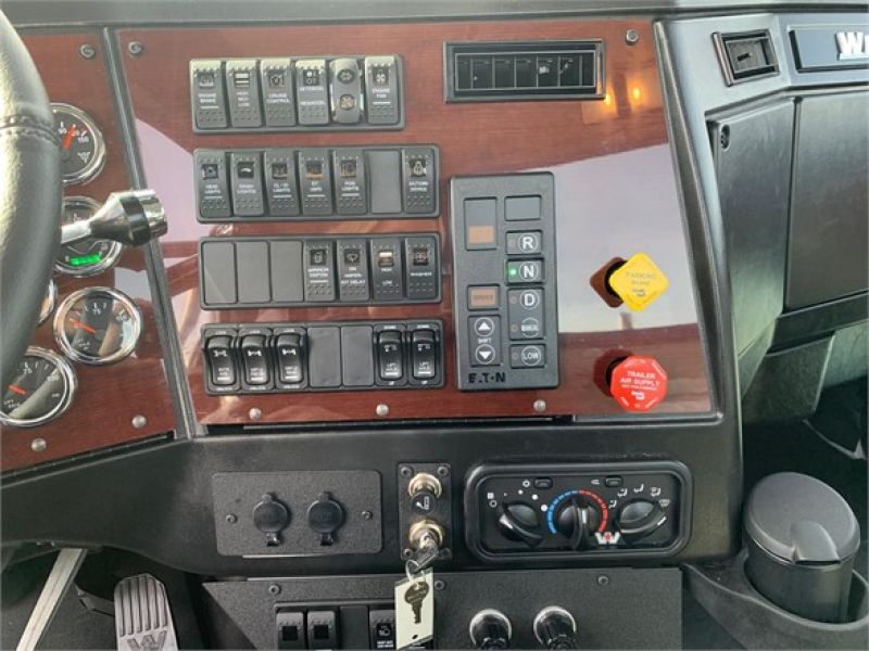 2020 WESTERN STAR 4900SF 5033311169