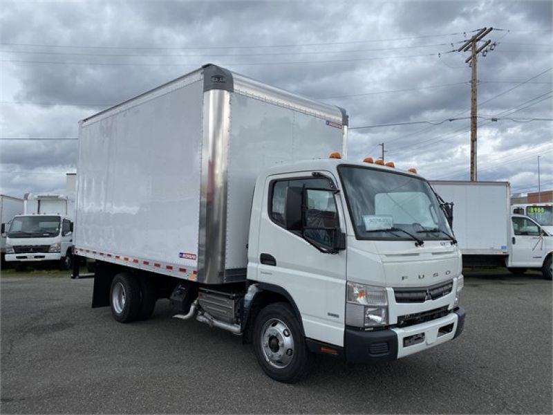 2017 MITSUBISHI FUSO FEC92S 5255555737