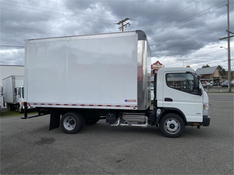 2017 MITSUBISHI FUSO FEC92S 5255555761