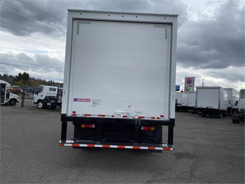 2017 MITSUBISHI FUSO FEC92S 5255555795