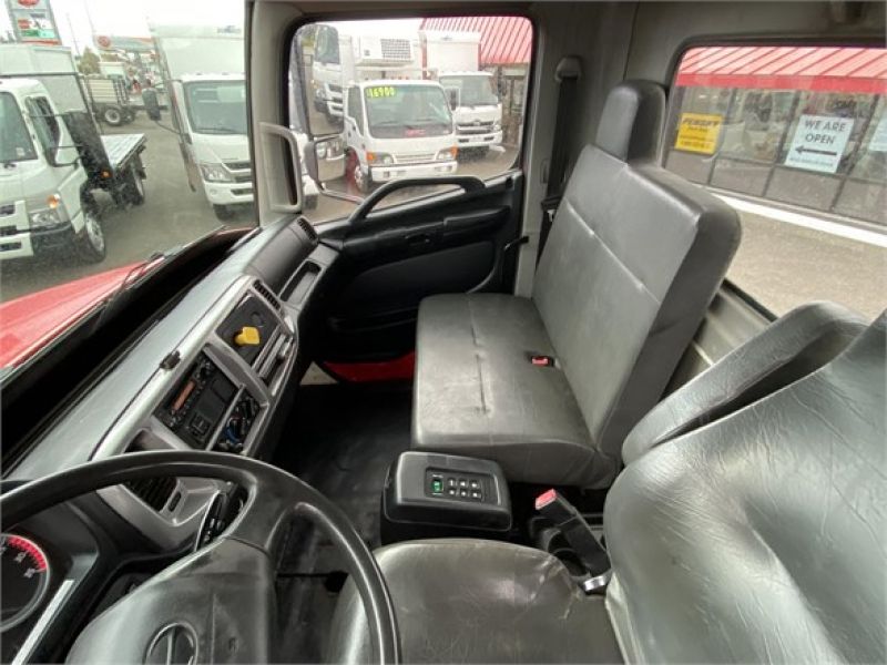 2014 HINO 338 6030446191