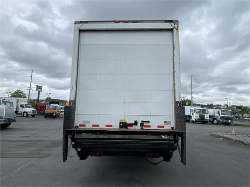 2010 MITSUBISHI FUSO FK260 6051055427