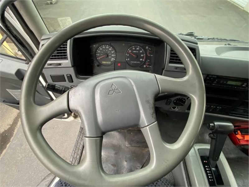 2010 MITSUBISHI FUSO FK260 6051055587