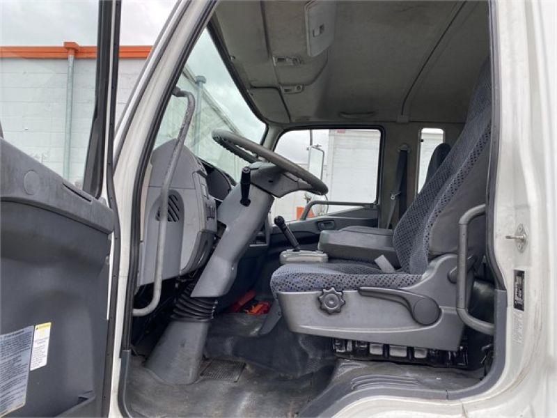 2010 MITSUBISHI FUSO FK260 6051055649