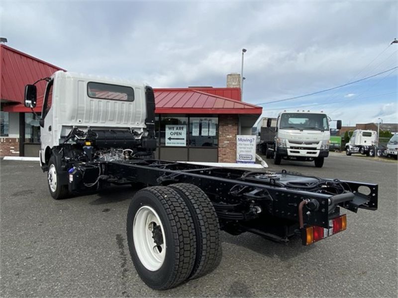 2020 HINO 195 6058079965