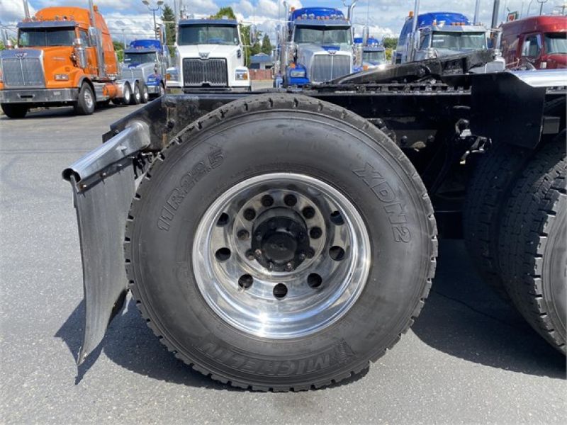 2013 KENWORTH T600 6065797737