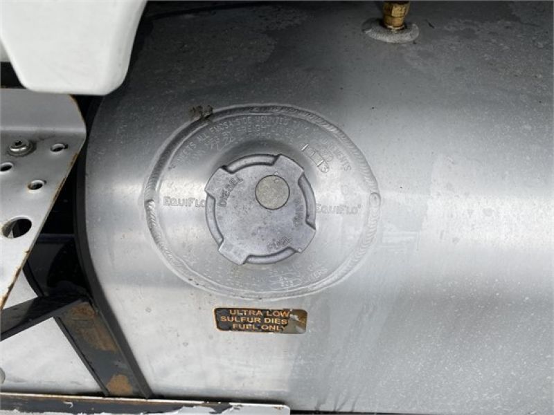 2014 FREIGHTLINER BUSINESS CLASS M2 106 6065608157