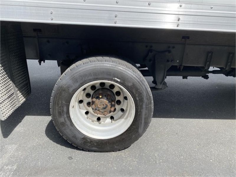 2014 FREIGHTLINER BUSINESS CLASS M2 106 6065609023