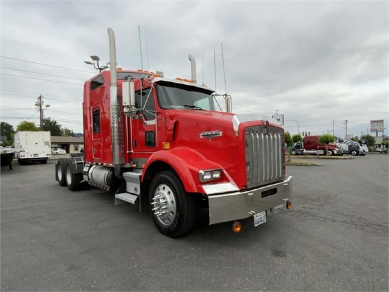 2004 KENWORTH T800 7077826335