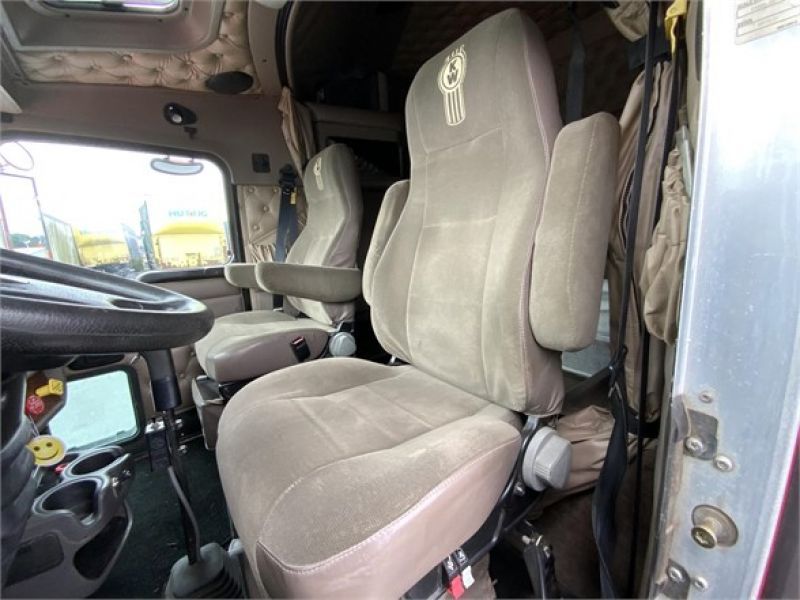 2004 KENWORTH T800 7077830167