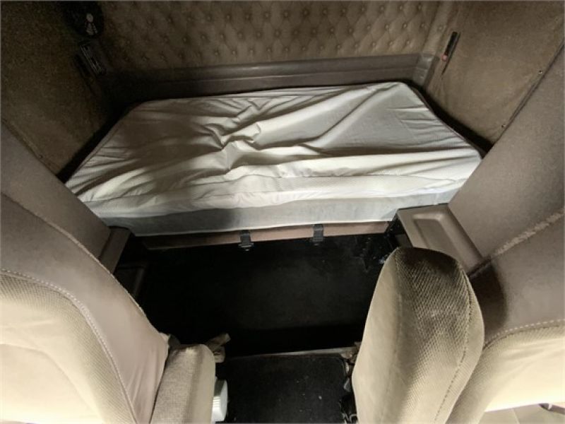 2004 KENWORTH T800 7077830549
