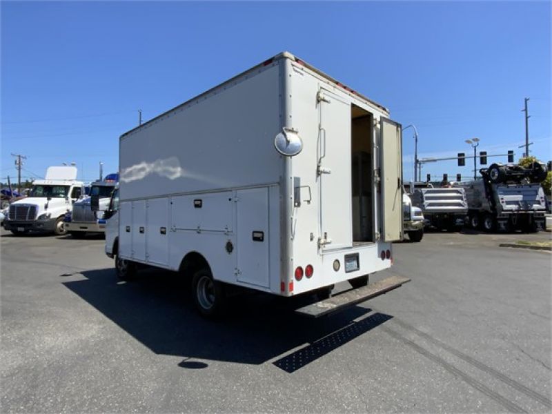 2007 MITSUBISHI FUSO FE84D 7084751081