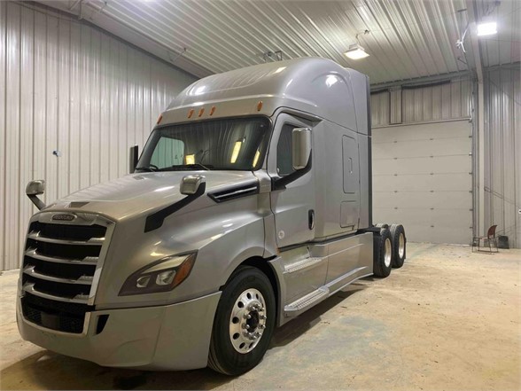 2019 FREIGHTLINER CASCADIA 126 7269273223