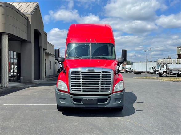 2020 FREIGHTLINER CASCADIA 125 7273351175